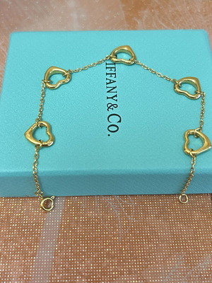 Tiffany & Co bracelet with hearts, new model