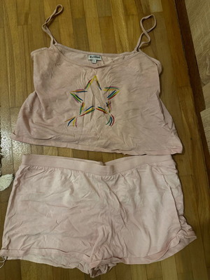 Elvira pink pajama set like new