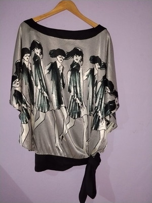 Zara satin blouse like new with black and white print, size S