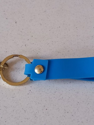 Lilo & Stitch keychain used, missing the doll