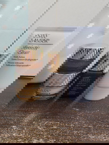 SET ΝΕΣΣΕΣΕΡ ESTEE LAUDER