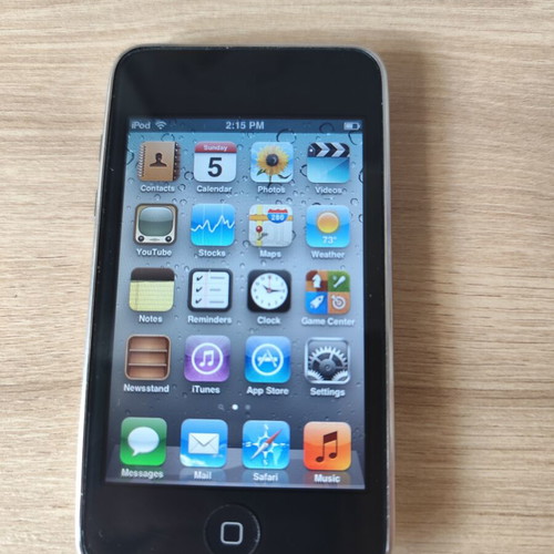Apple iPod touch 4th Generation 32GB used