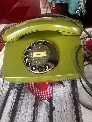 Antique telephone used, works for use or spare parts