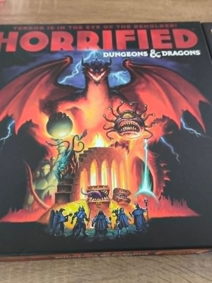 Επιτραπέζιο παιχνίδι Horrified Dungeon & Dragons Edition καινούργιο