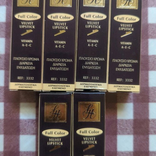 Lee Hatton full color lipstick new, pack of 6