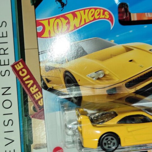Hot Wheels 2025 Ferrari F40 Competizione new