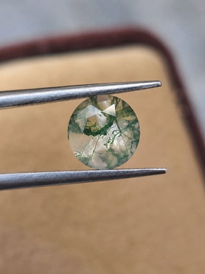 Moss Agate 8mm round faceted gemstone 1.38ct new for jewelry