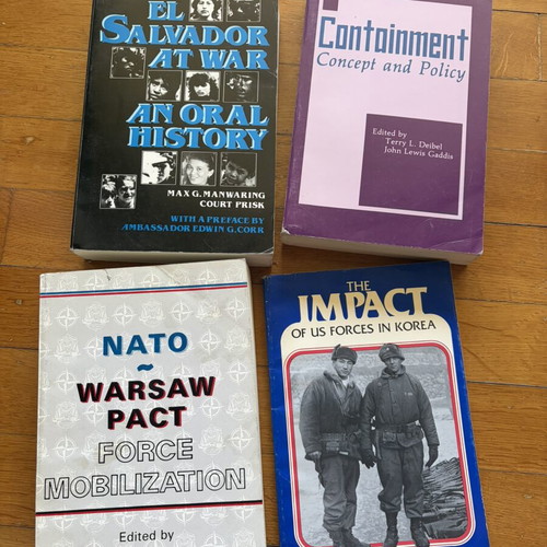 Military history and international politics book set, 28 volumes
