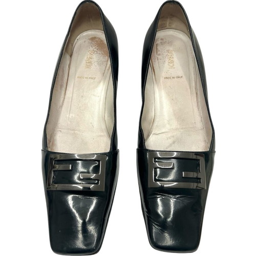 Fendi classic mid heel shoes used, size 39, black
