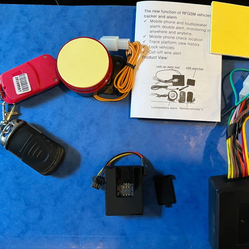 GSM Vehicle Locator And Alarm RF-V10 new vehicle anti-theft system
