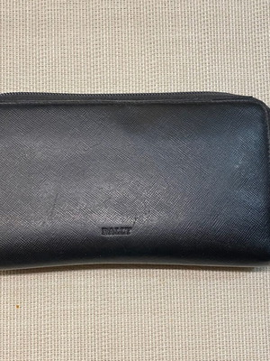 Bally leather wallet used, black, 12 card slots, zip coin pocket