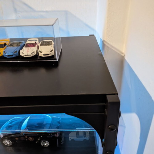 Black floor shelf 100 × 33 × 100 cm with 2 RGB LED strips