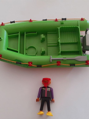 Playmobil φουσκωτό σκάφος σαν καινούργιο με φιγούρα δύτη