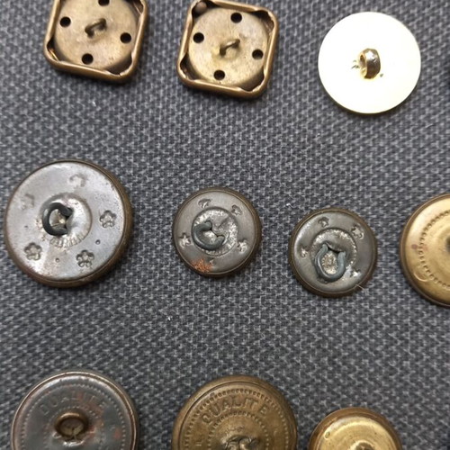 Vintage buttons used, set of 15 pieces