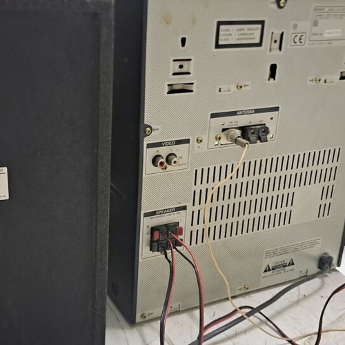 Sony SS-H551 speakers used, pair with clean sound
