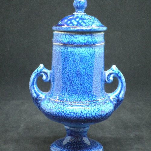 Decorative vintage Italian porcelain vase like new
