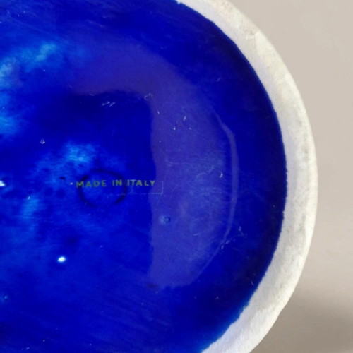 Vintage amphora vase made in Italy, cobalt blue with gold and Fragonard scene
