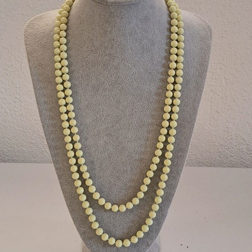 Necklaces set in pink and yellow, like new