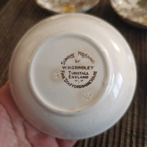 W.H. Grindley Sunday Morning bowls set of 5 like new