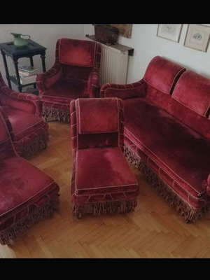 Antique living room set 5 pieces used with velvet and silk threads
