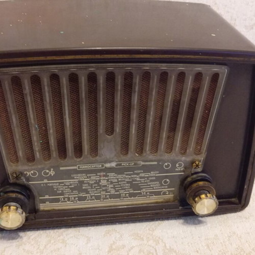 Philips vintage tube radio, 1960s design