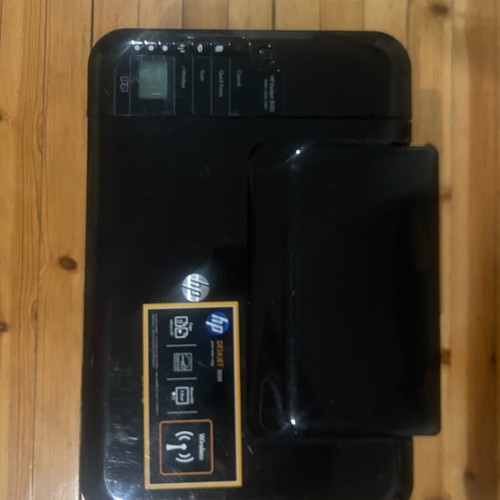 HP multifunction device like new with printer and scanner