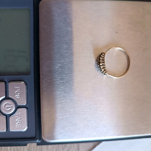 Gold ring 14K (585) with stones, like new, elegant design
