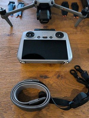 DJI Air 3S Fly More Combo drone με χειριστήριο DJI RC 2