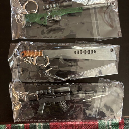Metal keychain set new