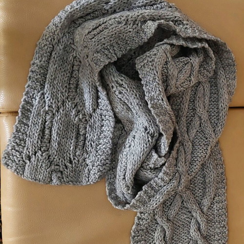 2 Unisex Grey Wool Knit Scarves, Used, Large Size