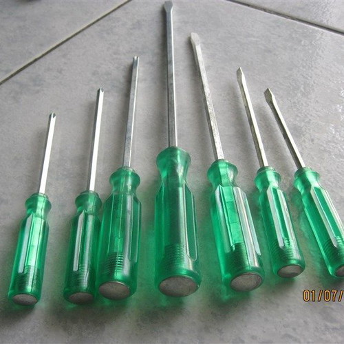 Screwdriver set 7pcs and one 5-meter new with magnetized tips