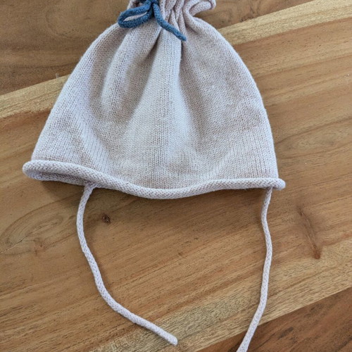 Merino wool hat used