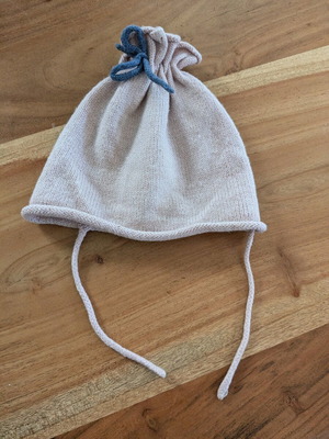 Merino wool hat used