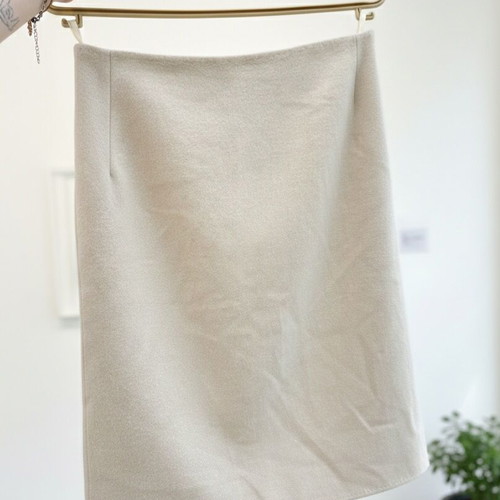 Wool pencil skirt like new, handmade, beige and white