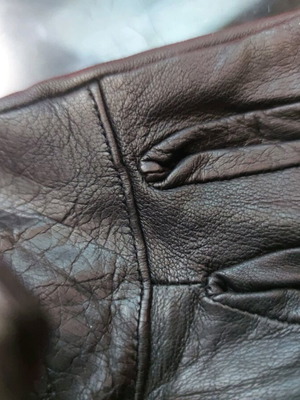 Leather women's gloves new, black, size Small