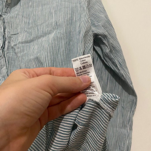 Ellen shirt-style top used, size L, white and blue