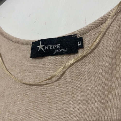 Beige kimono like new with lace and bell sleeves