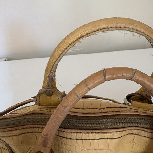 Sisley vintage yellow bag with croc texture, used