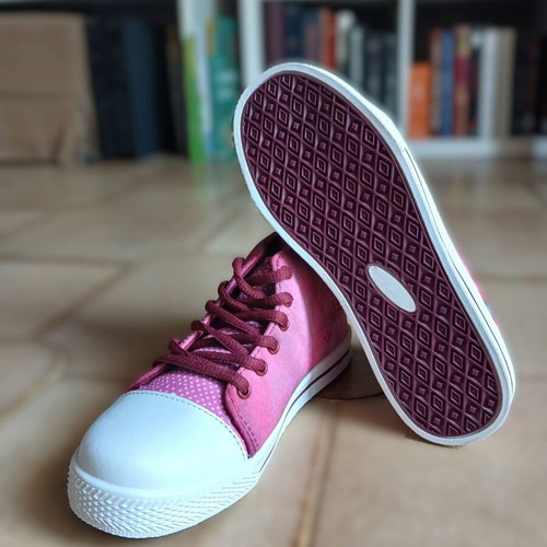 Santoro London Gorjuss high sneakers size 35 new pink and burgundy
