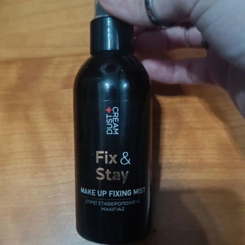 Make up fixing mist like new
