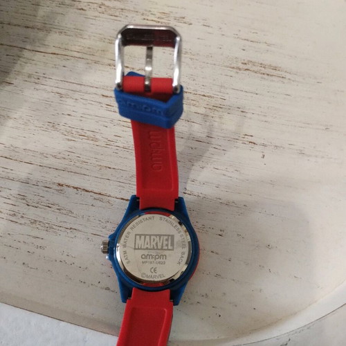 Marvel children's watch like new with Captain America blue and red