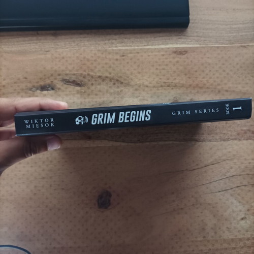 Grim Begins book, Grim Series Book 1