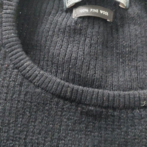 Zara men's 100% wool sweater Large dark blue like new