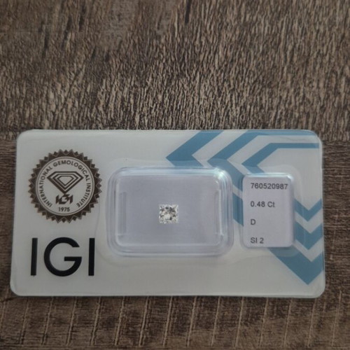 Princess Cut Diamond 0.48 Carat D Color SI2 Certified IGI