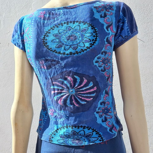 Embroidered cotton blouse used, blue, size M