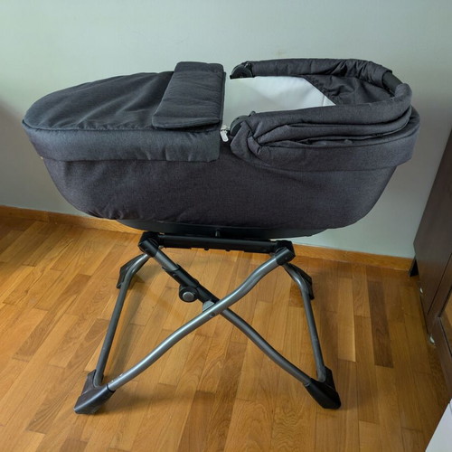 Peg Perego Futura Modular 3 in 1 stroller system like new with bassinet stand