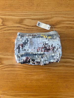 H&M silver pouch wallet new with tag