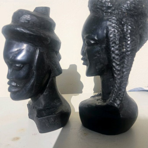 Set of 2 wooden African figures like new