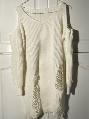 Long sweater used with rips, white, size S