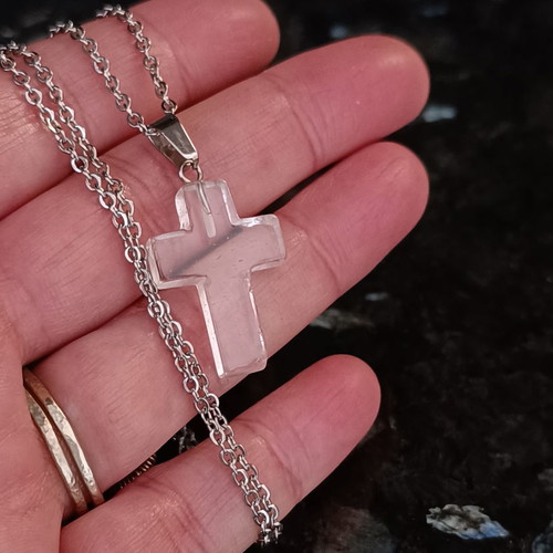 Unisex Handmade Steel Necklace with Cross made of Transparent Quartz Crystal – Energy Protection
